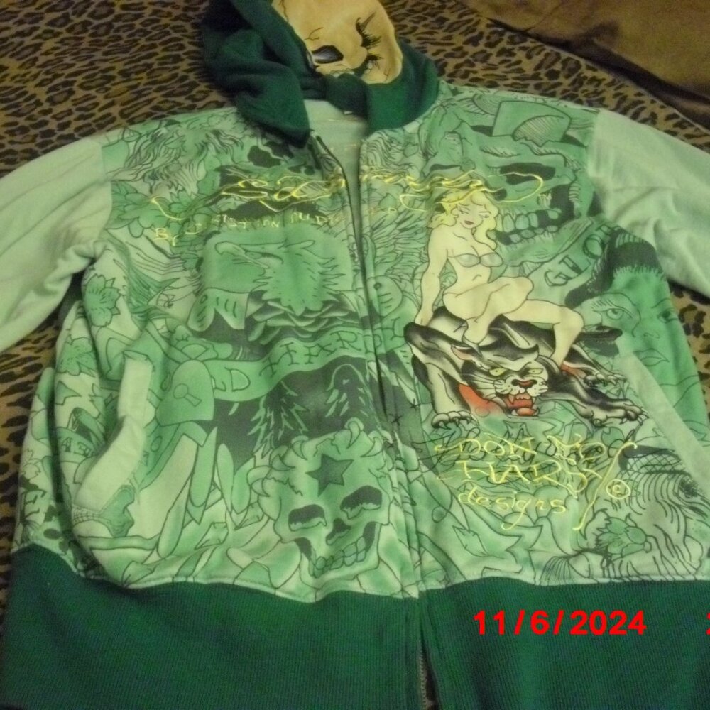 Ed Hardy Sweatshirt, Men's Medium, Different shades of Green, and Yellow,  VGC
